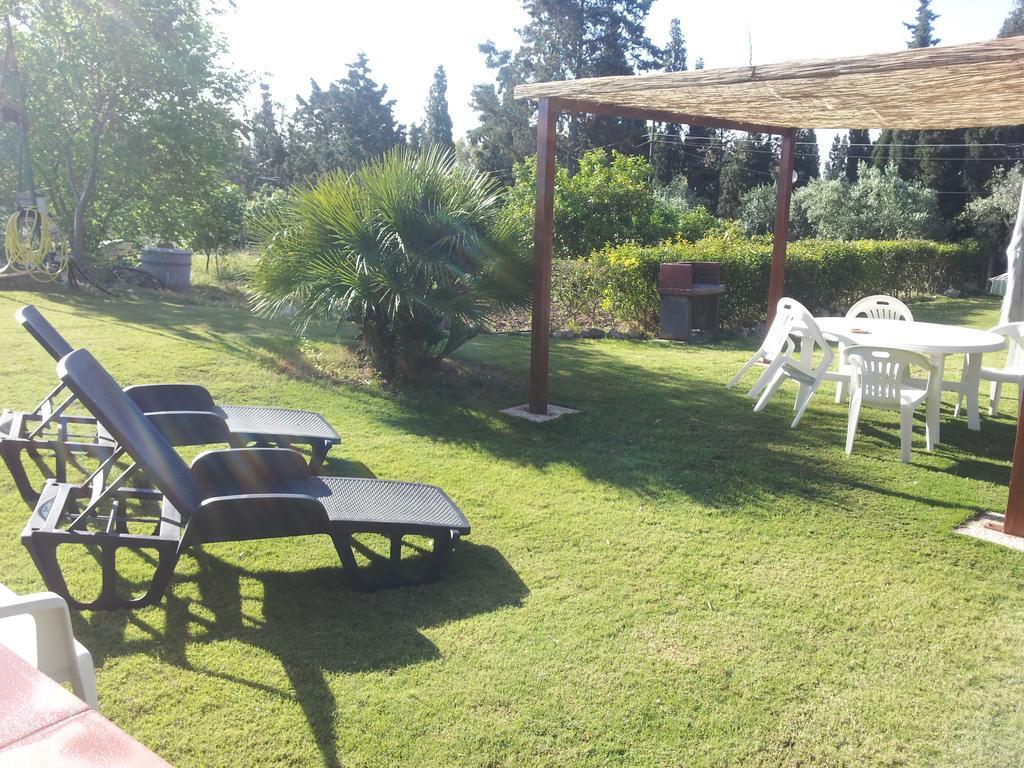 Bed and Breakfast Al Sole Di Пула Экстерьер фото